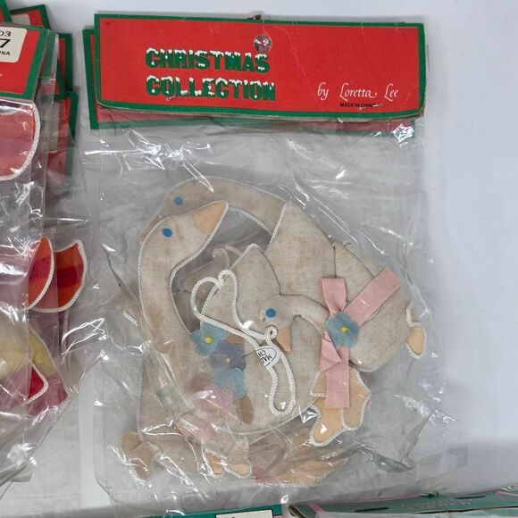 VINTAGE LORETTA LEE CHRISTMAS COLLECTION TARGET FABRIC WOOD ORNAMENTS LOT 35 NEW - Picture 6 of 11